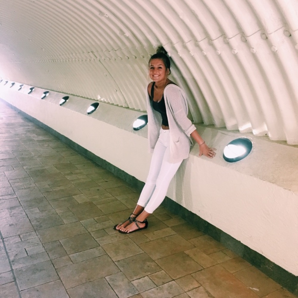 Meet your Posher, Chloe